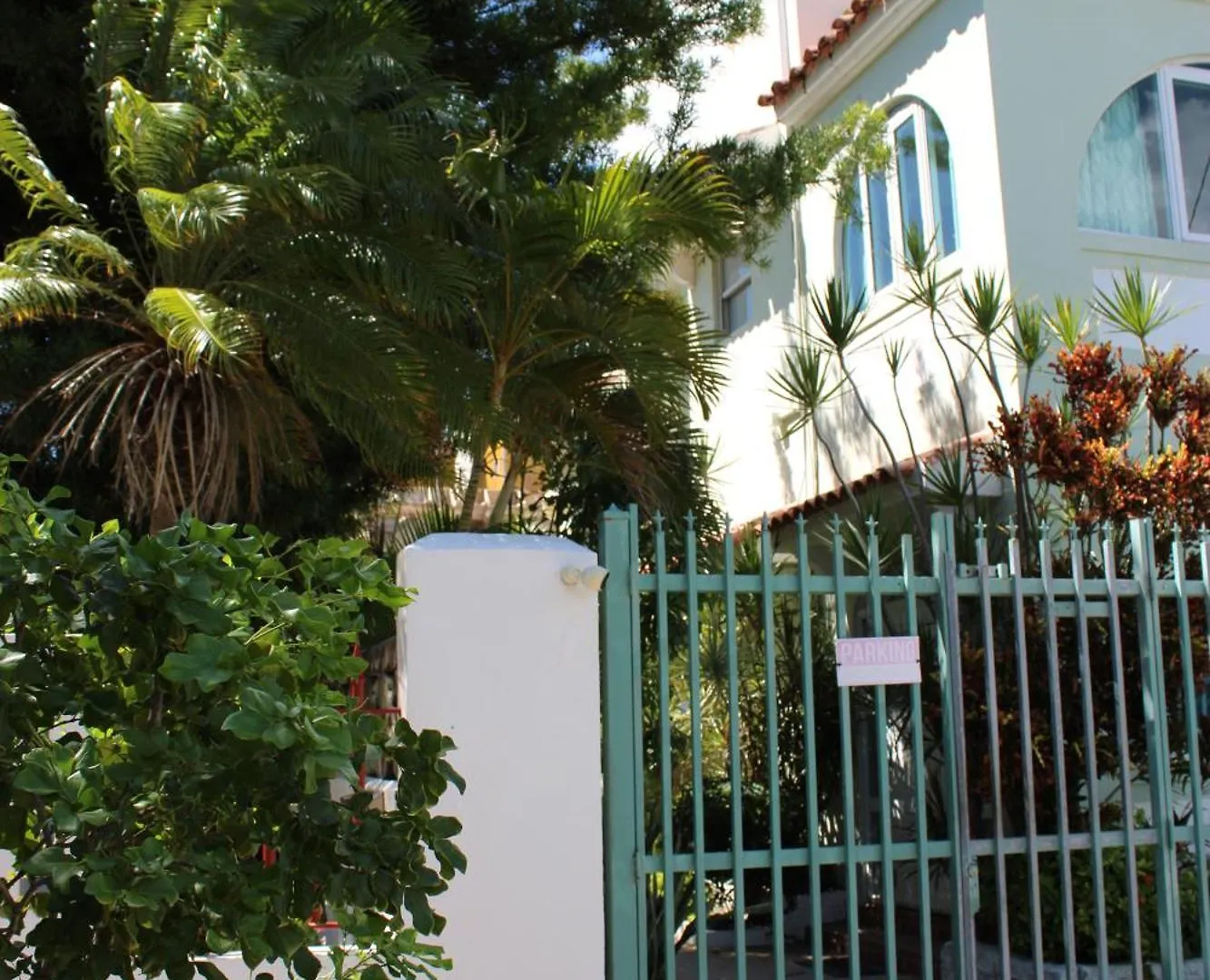 Numero Uno Beach Apartments San Juan